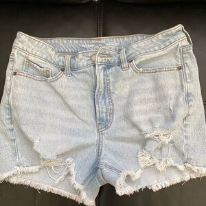 Old Navy denim cut off shorts.